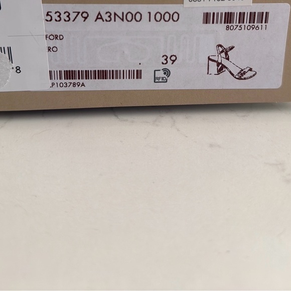 GG Lifford Calfskin Block Heeled Worn Once in excellent condition - Picture 4 of 7